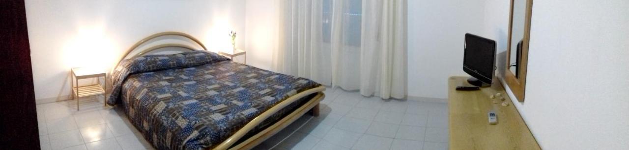 2 Bedrooms Appartement At Pescara 300 M Away From The Beach With Balcony And Wifi 外观 照片