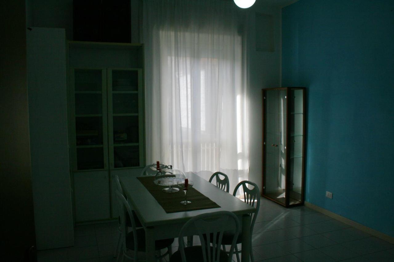 2 Bedrooms Appartement At Pescara 300 M Away From The Beach With Balcony And Wifi 外观 照片