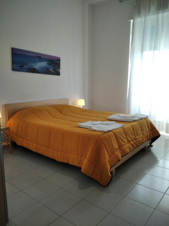 2 Bedrooms Appartement At Pescara 300 M Away From The Beach With Balcony And Wifi 外观 照片