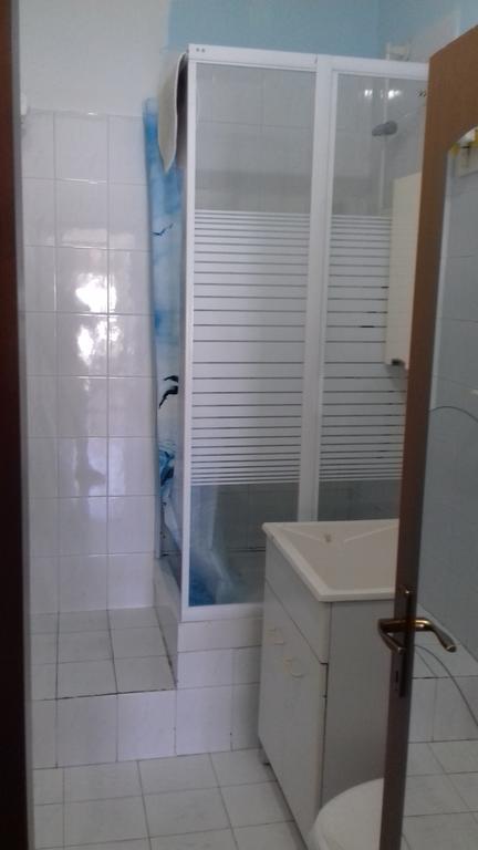 2 Bedrooms Appartement At Pescara 300 M Away From The Beach With Balcony And Wifi 外观 照片