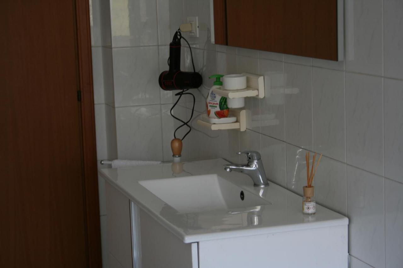 2 Bedrooms Appartement At Pescara 300 M Away From The Beach With Balcony And Wifi 外观 照片