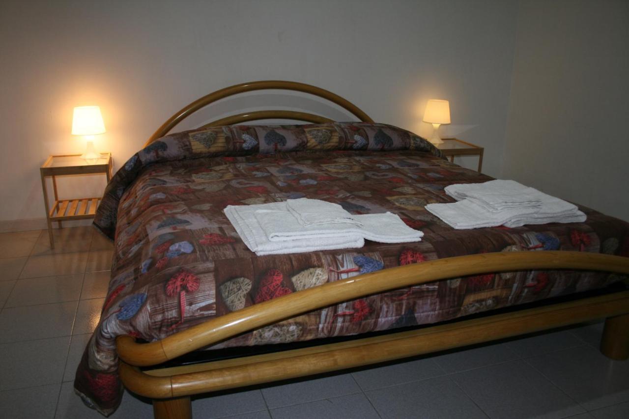2 Bedrooms Appartement At Pescara 300 M Away From The Beach With Balcony And Wifi 外观 照片